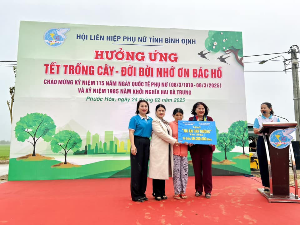 HỘI NỮ DOANH NHÂN TỈNH BÌNH ĐỊNH HƯỞNG ỨNG HOẠT ĐỘNG CHÀO MỪNG NGÀY QUỐC TẾ PHỤ NỮ 8/3