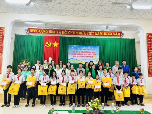 Hội Nữ doanh nhân Bình Định lan tỏa yêu thương và sẻ chia